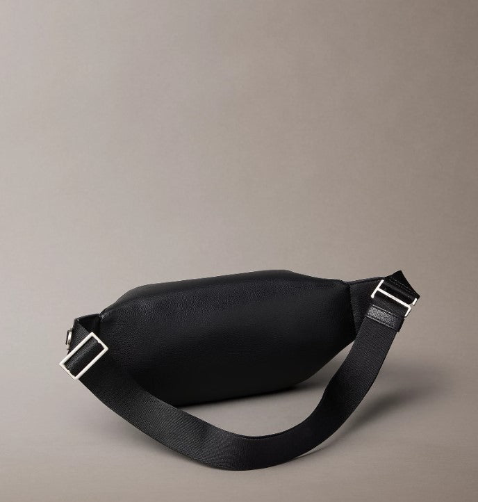 Riñonera Negra Raised-Calvin Klein